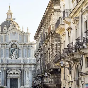 Duomo & **** קטאניה