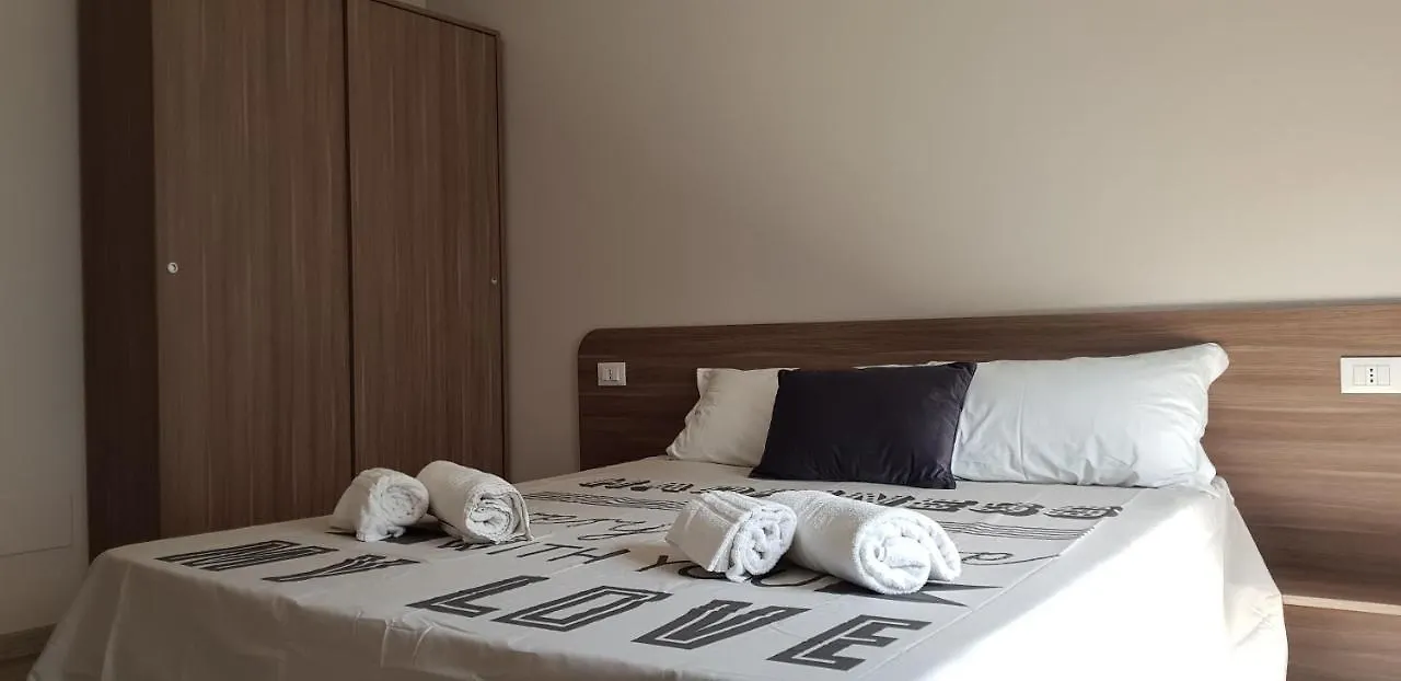 カターニア Tre Stelle Al Duomo Bed & Breakfast 2*,